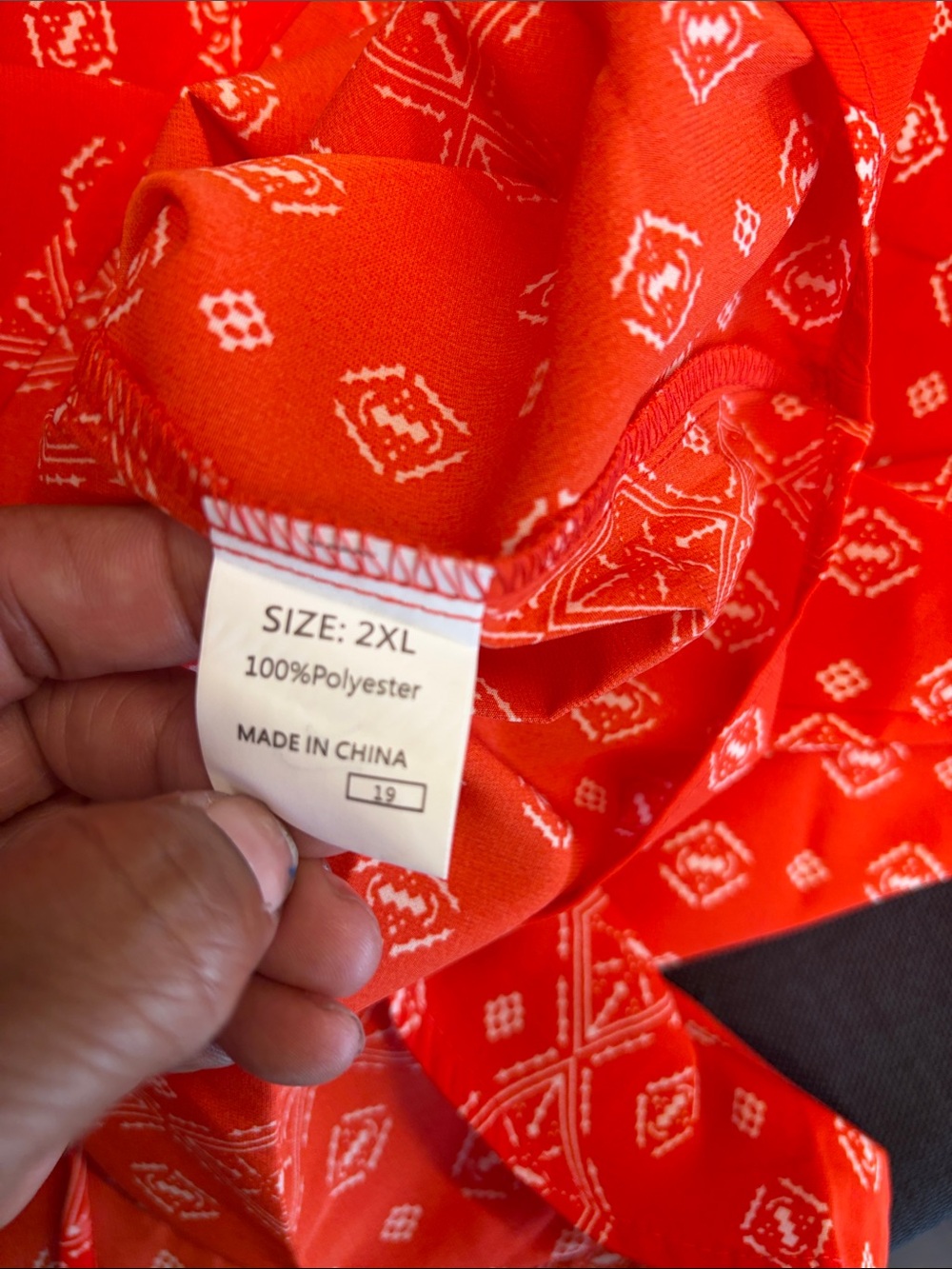 Red Geo-Print V-Neck Tie Blouse - Picture 4 of 6